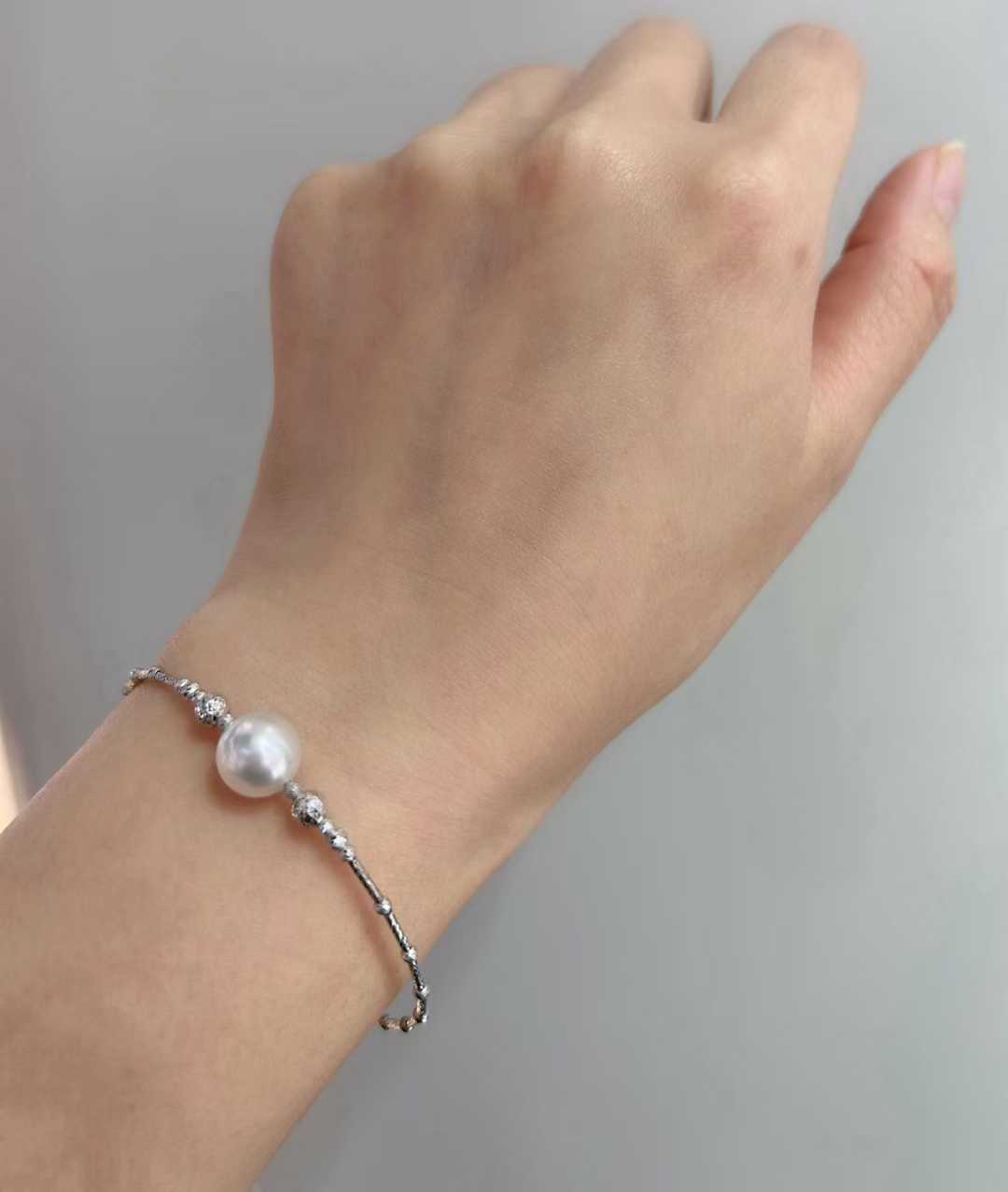 18K金澳白海水珍珠手镯