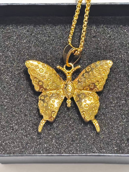 金色蝴蝶吊坠