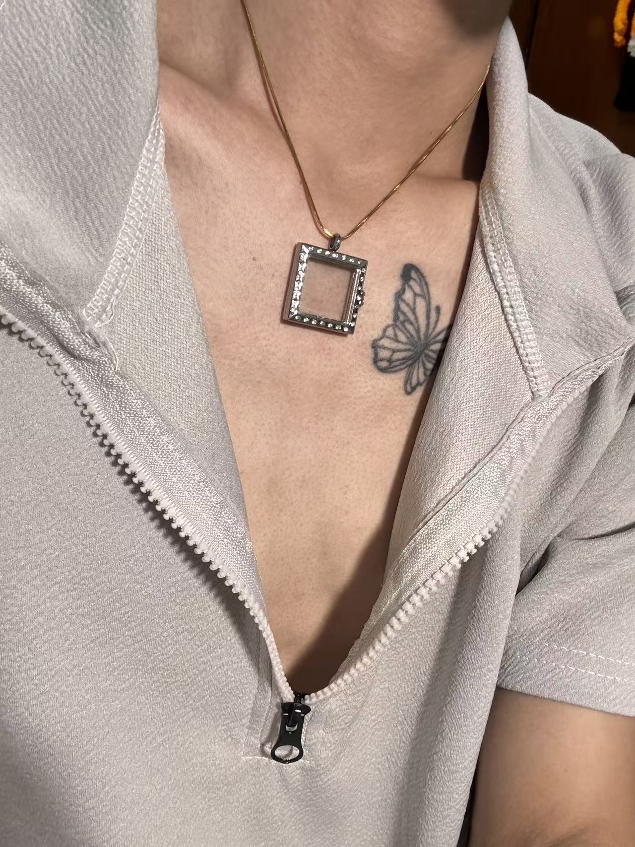 功能开合透明方框吊坠