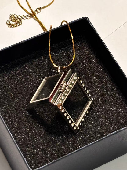 功能开合透明方框吊坠