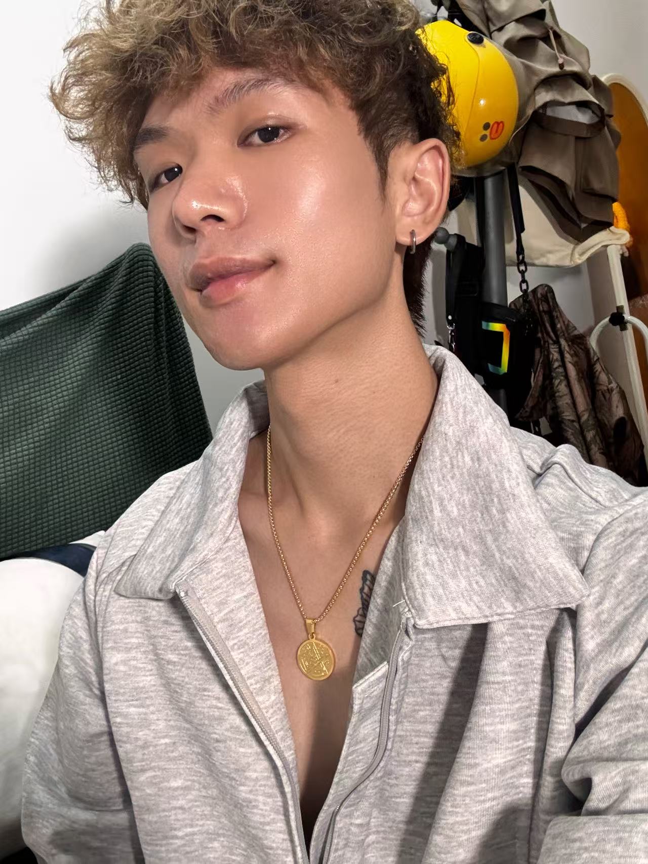 古罗马腐蚀钢色吊坠