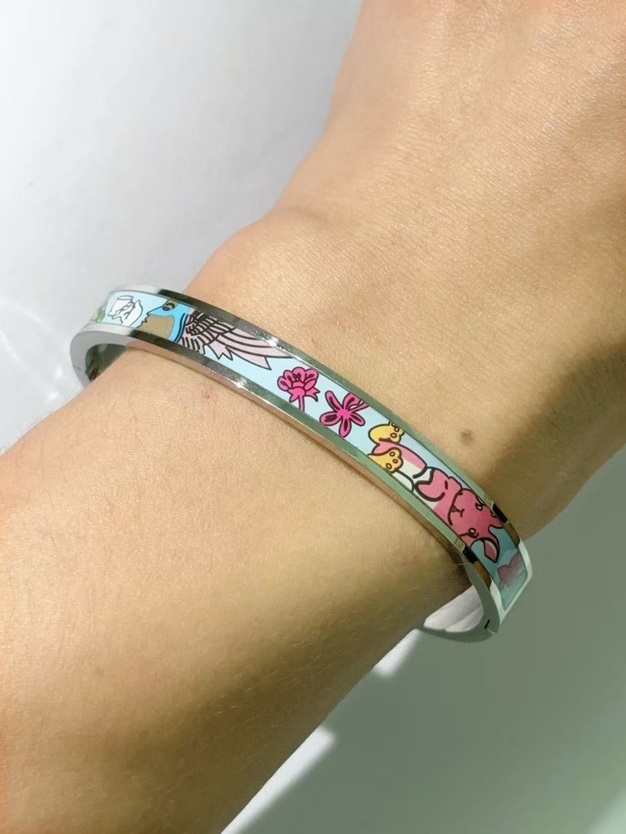花边手镯