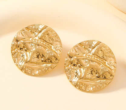 不规则褶皱耳环