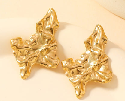 不规则褶皱耳环